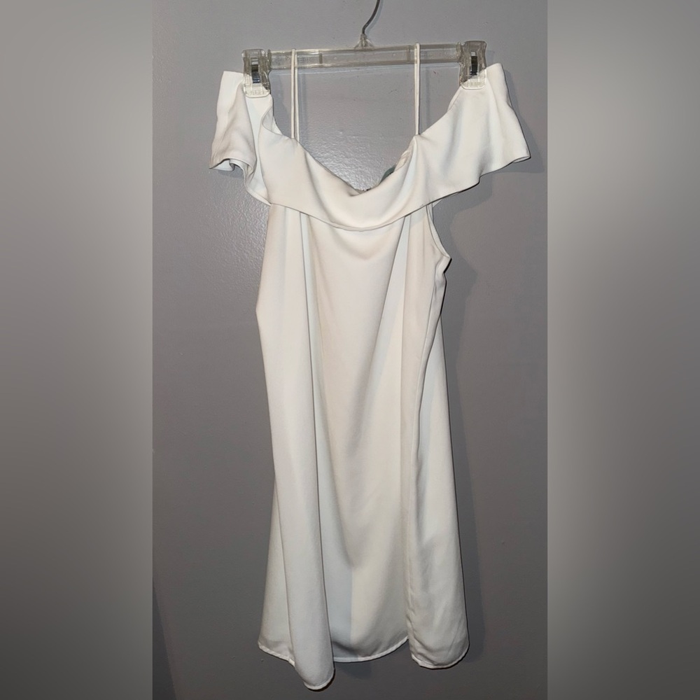 White off shoulder dress